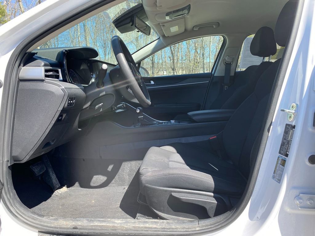 Used 2023 Kia K5 LXS image 12