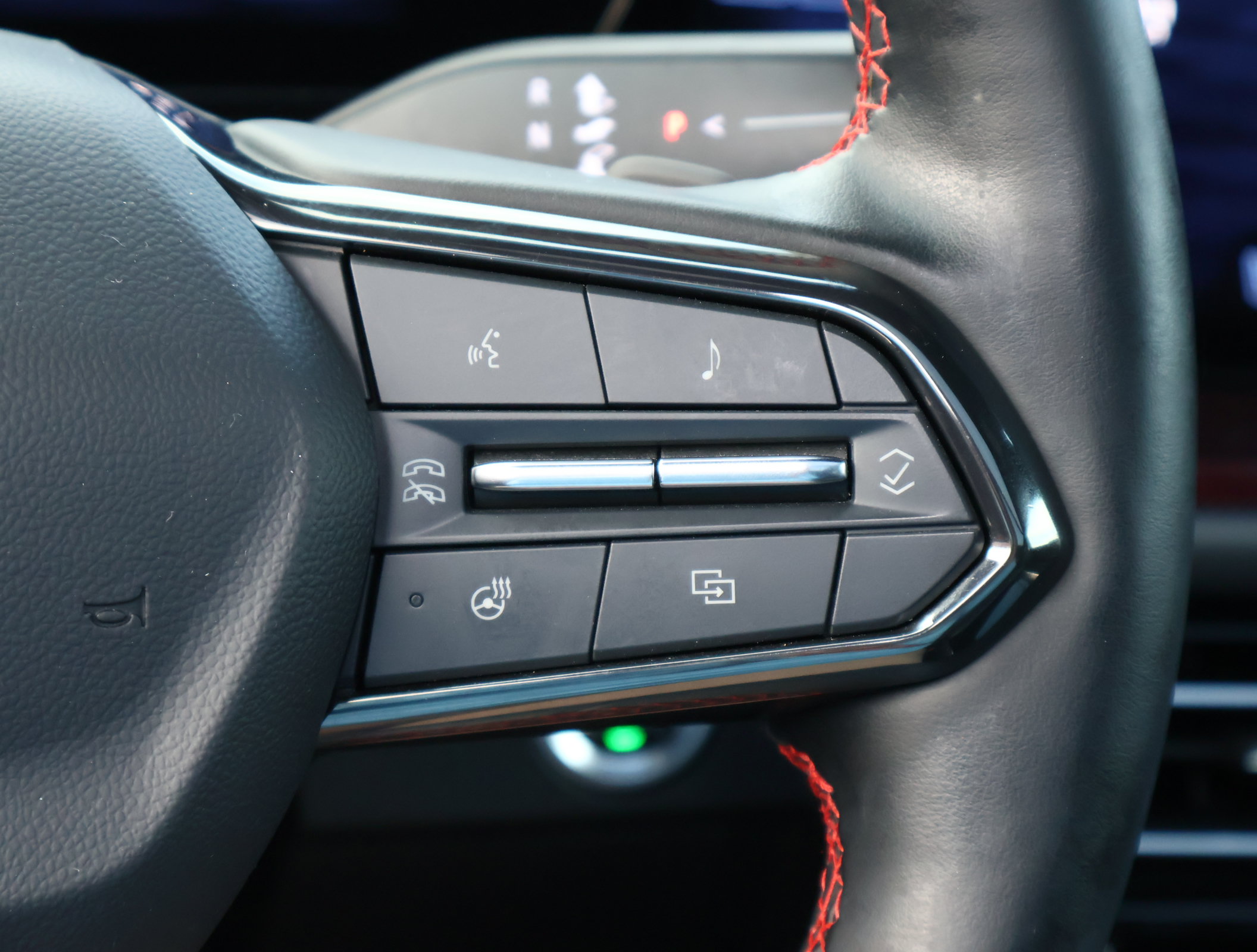 Certified 2024 Chevrolet Traverse RS AWD/4WD image 17