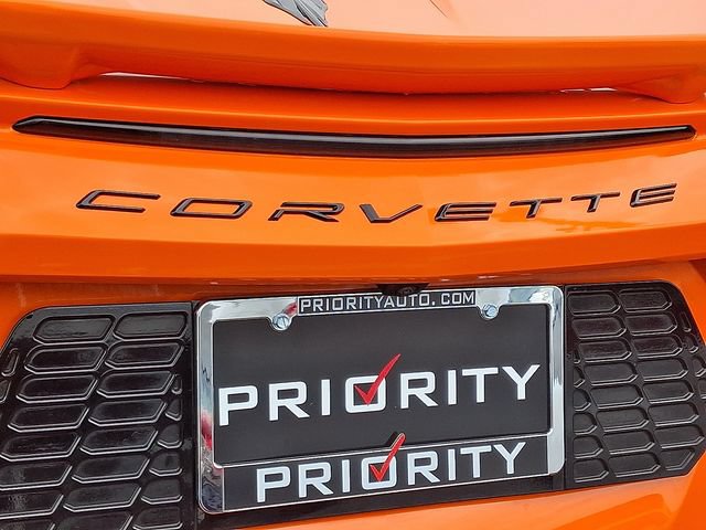 Used 2024 Chevrolet Corvette Stingray Convertible w/ Z51 Performance Package RWD image 9