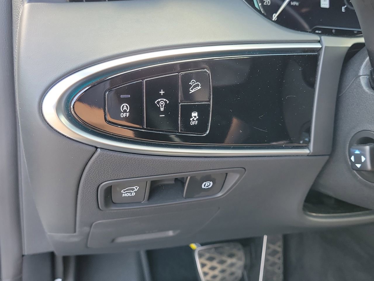 Used 2025 Genesis GV70 2.5T Sport Prestige w/ Sport Prestige Package image 28