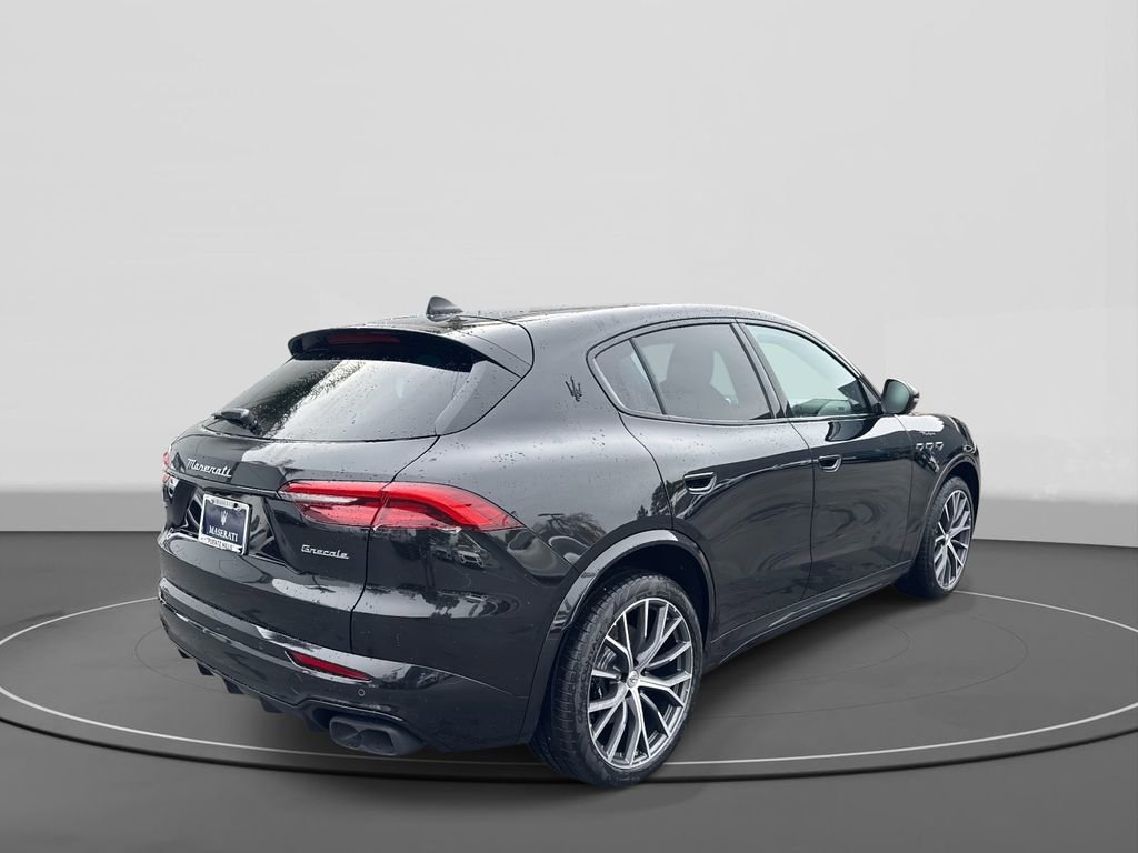 New 2026 Maserati Grecale Modena image 4