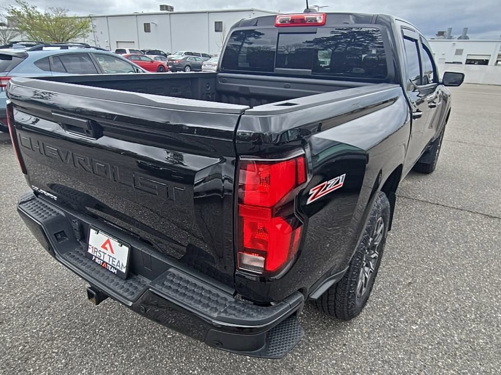 Used 2025 Chevrolet Colorado Z71 image 5