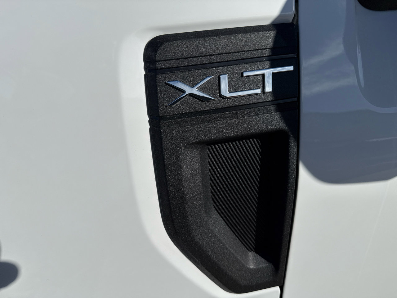 New 2025 Ford Maverick XLT w/ XLT Luxury Package image 16