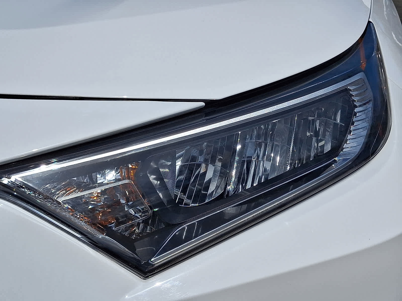 Certified 2021 Toyota RAV4 XLE w/ Convenience Package AWD/4WD image 10