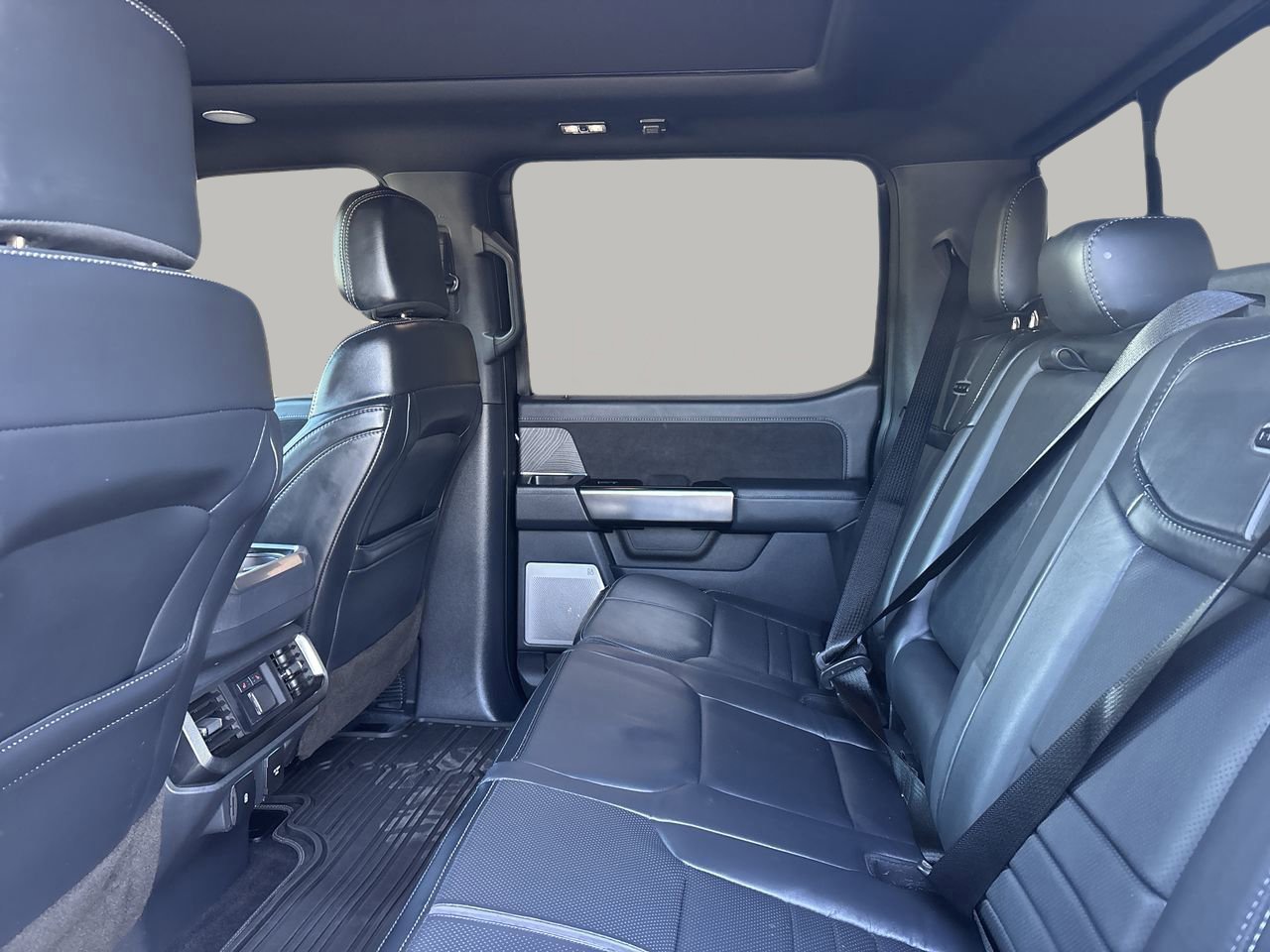 Used 2023 Ford F150 Platinum w/ Equipment Group 701A High image 17