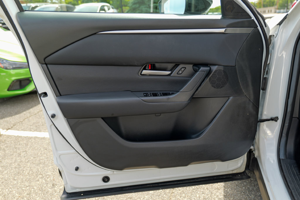Used 2024 MAZDA CX-50 AWD 2.5 S w/ Cargo Package image 16