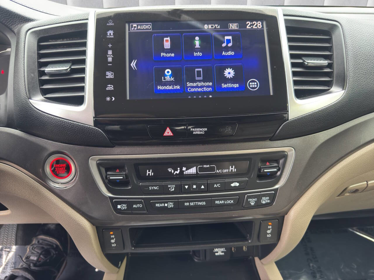 Used 2017 Honda Pilot EX-L image 17