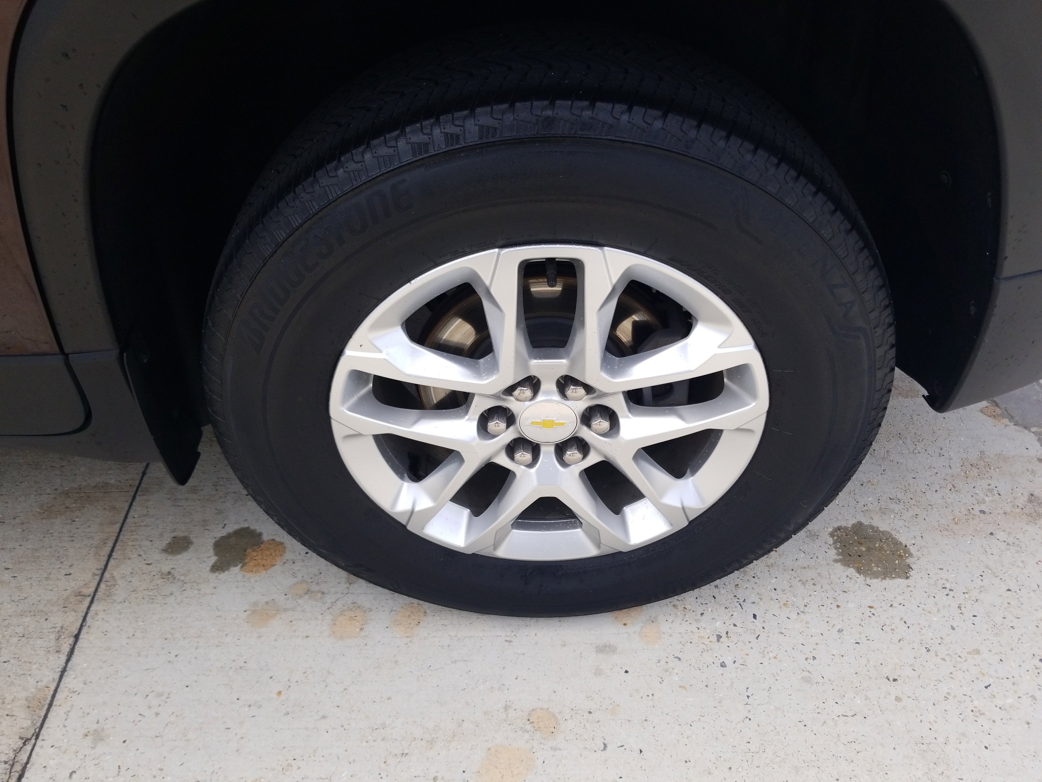 Used 2021 Chevrolet Traverse LT image 22