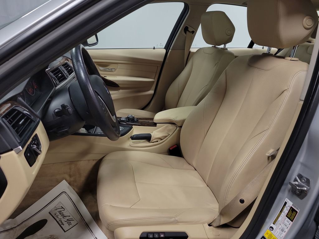 Used 2015 BMW 328i xDrive Sedan w/ Premium Package image 14