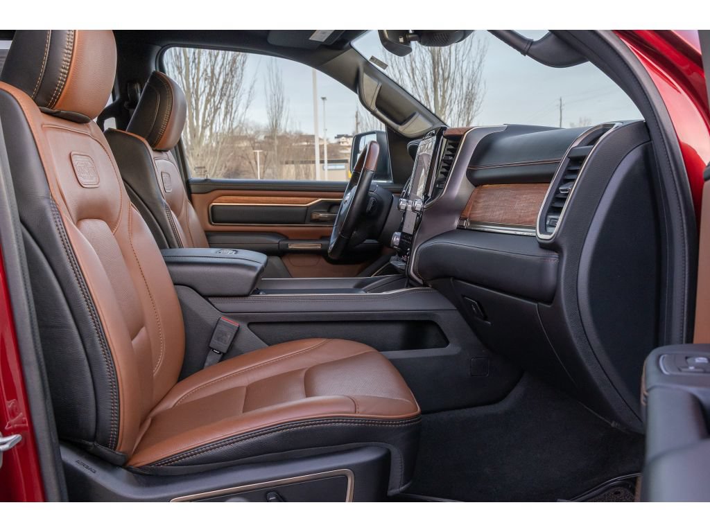 Used 2022 RAM 1500 Limited w/ Cold Weather Group AWD/4WD image 11