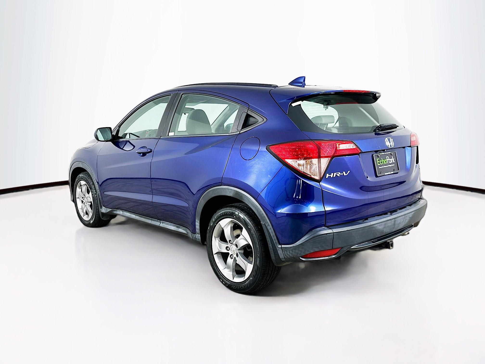 Used 2017 Honda HR-V LX image 5