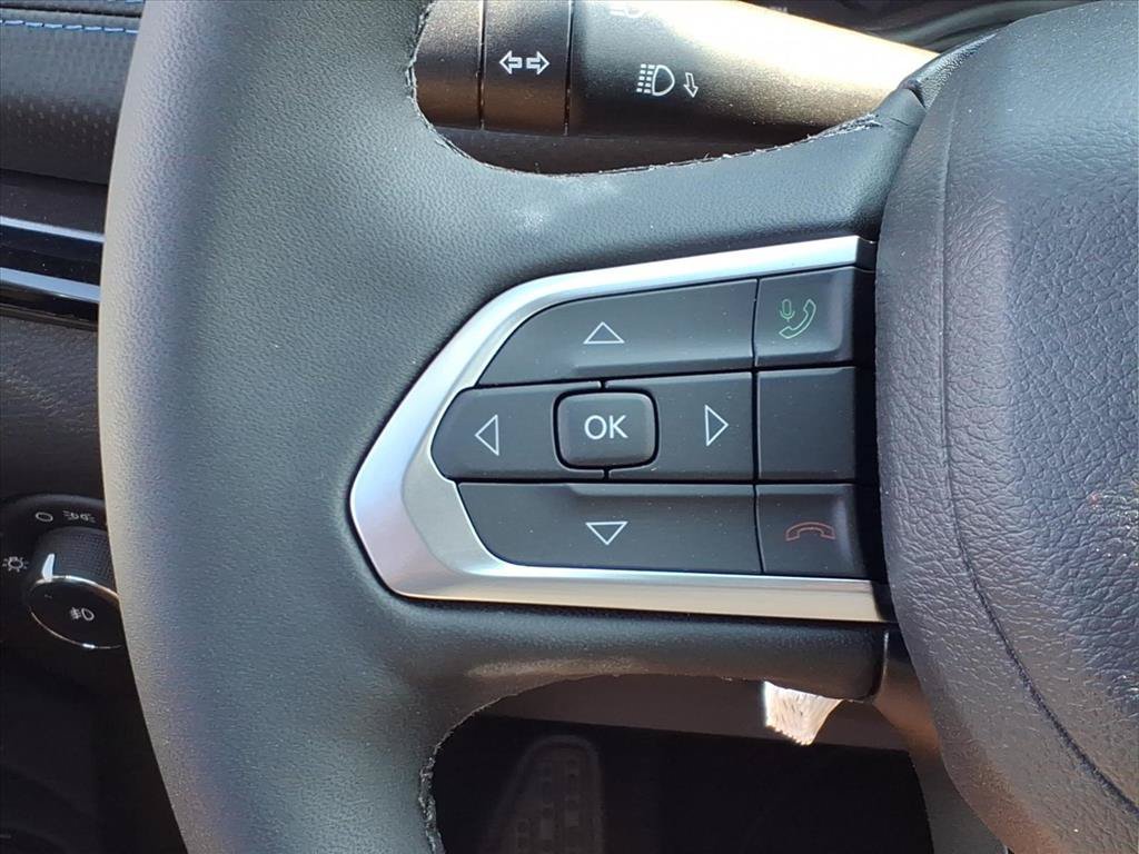 New 2026 Jeep Compass Latitude AWD/4WD image 22