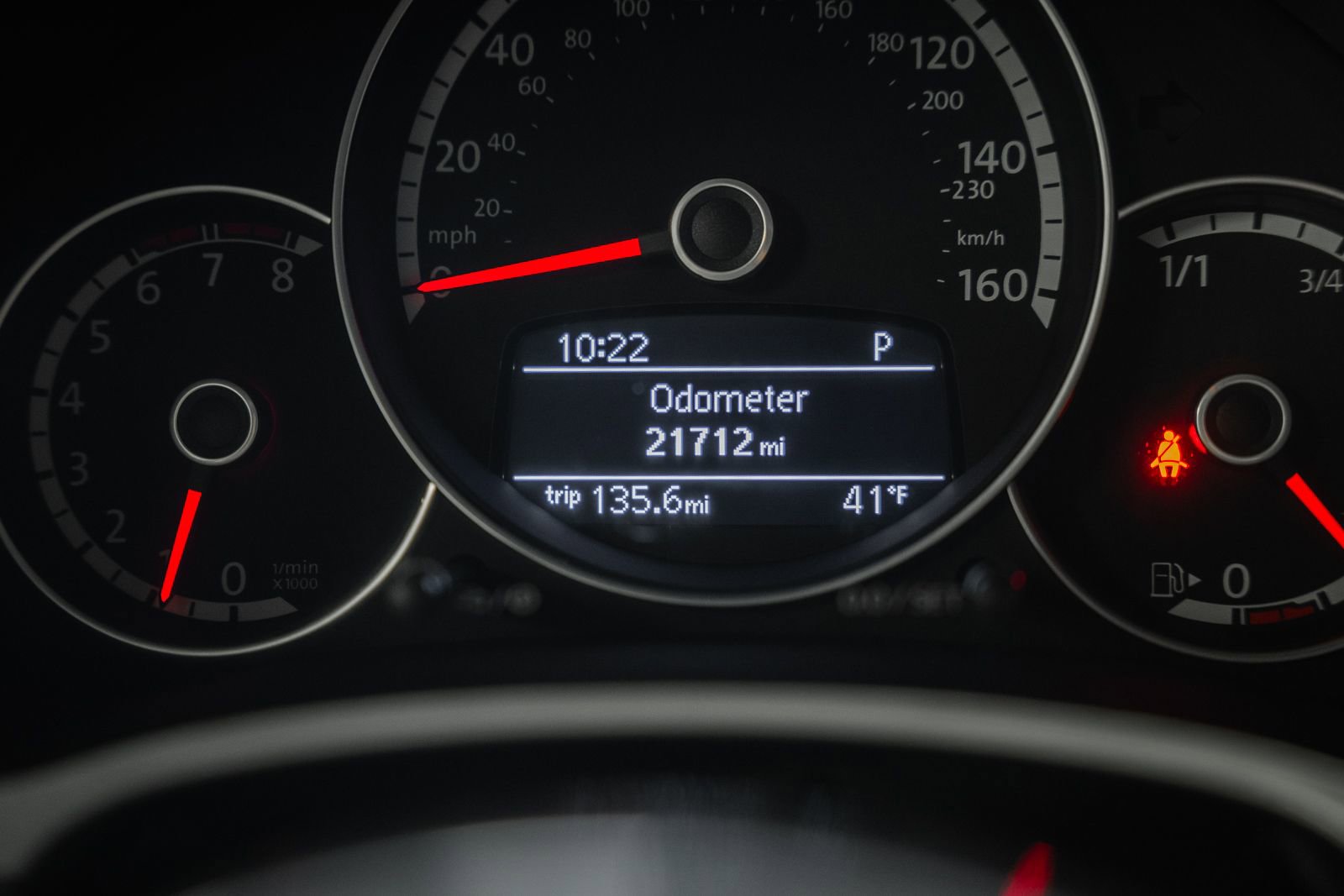 Used 2014 Volkswagen Beetle 2.5 image 41