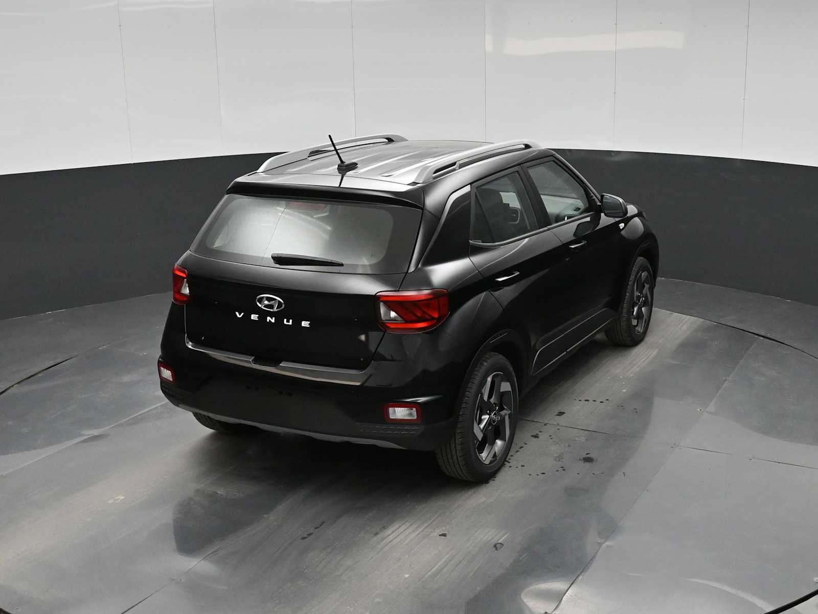 New 2026 Hyundai Venue SEL FWD image 26