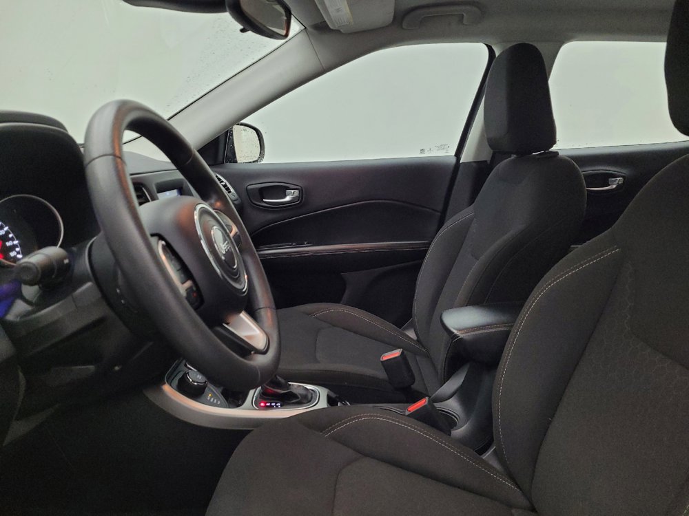 Used 2021 Jeep Compass Sport AWD/4WD image 17