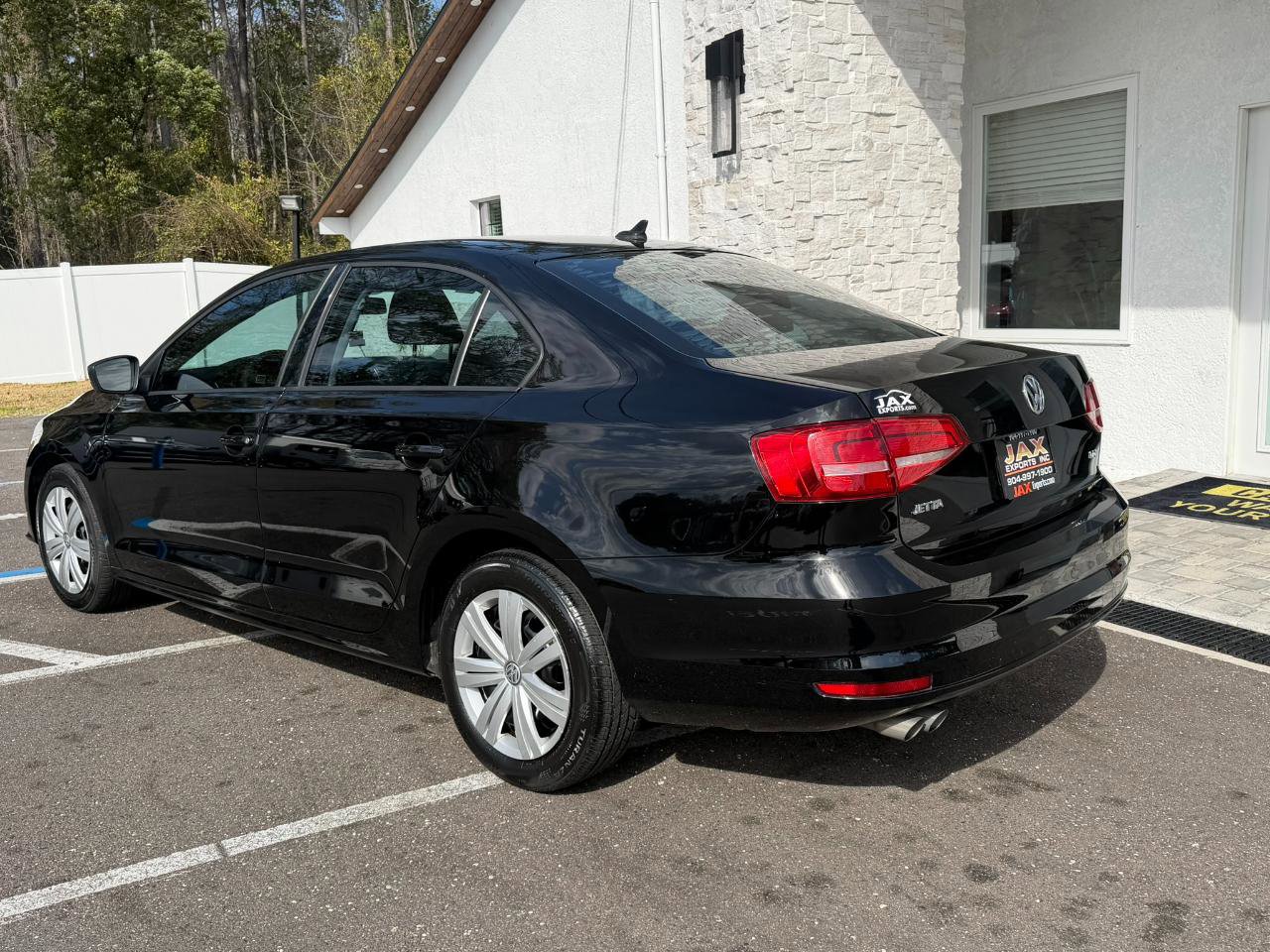 Used 2015 Volkswagen Jetta TDI S image 9