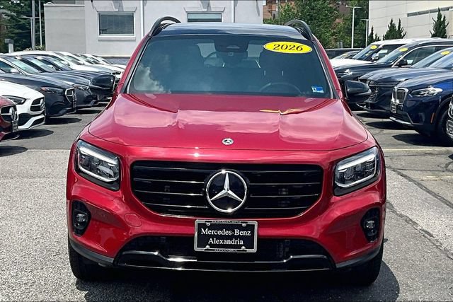 Used 2026 Mercedes-Benz GLB 250 4MATIC image 2