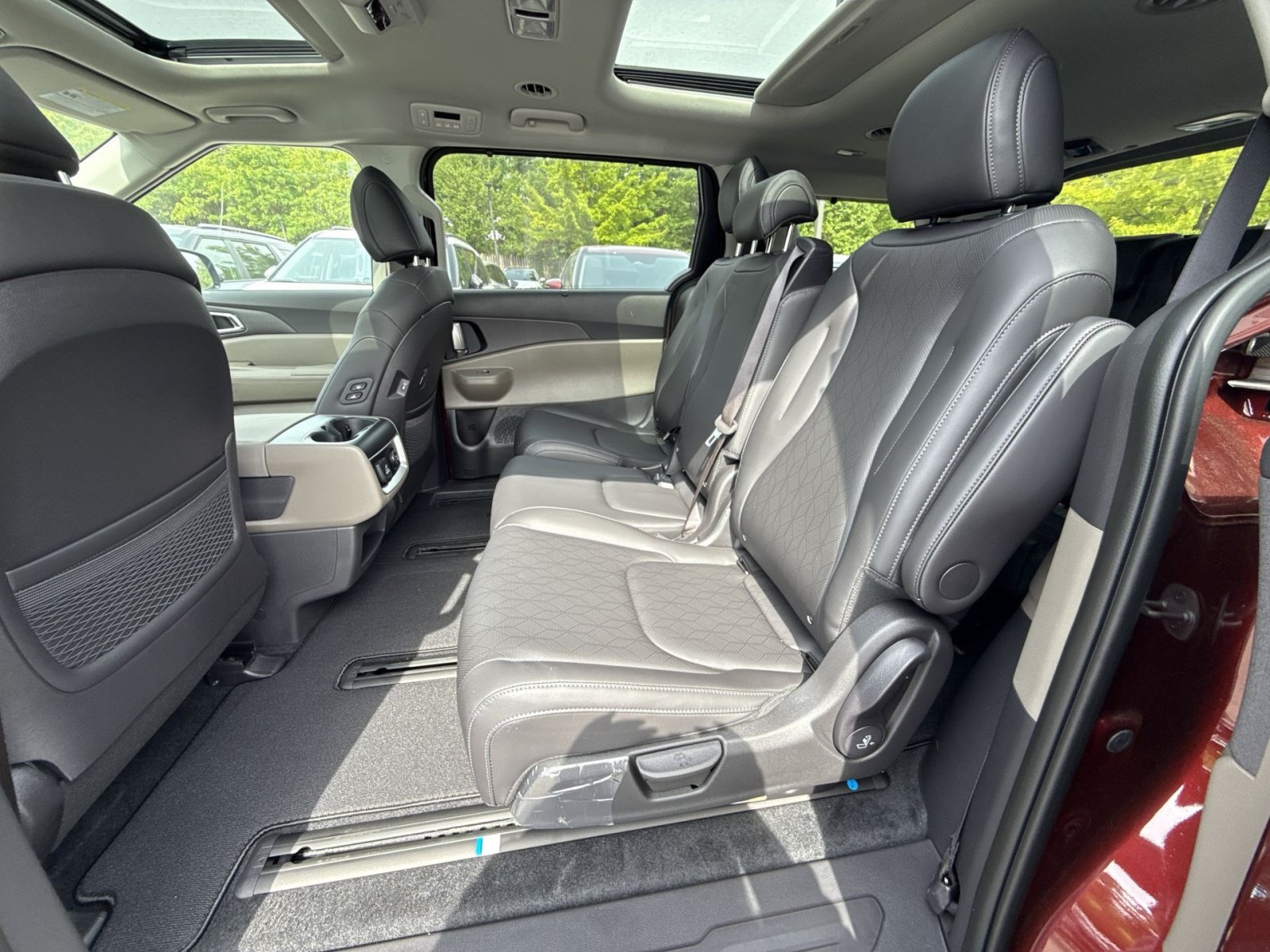 New 2026 Kia Carnival SX FWD image 39