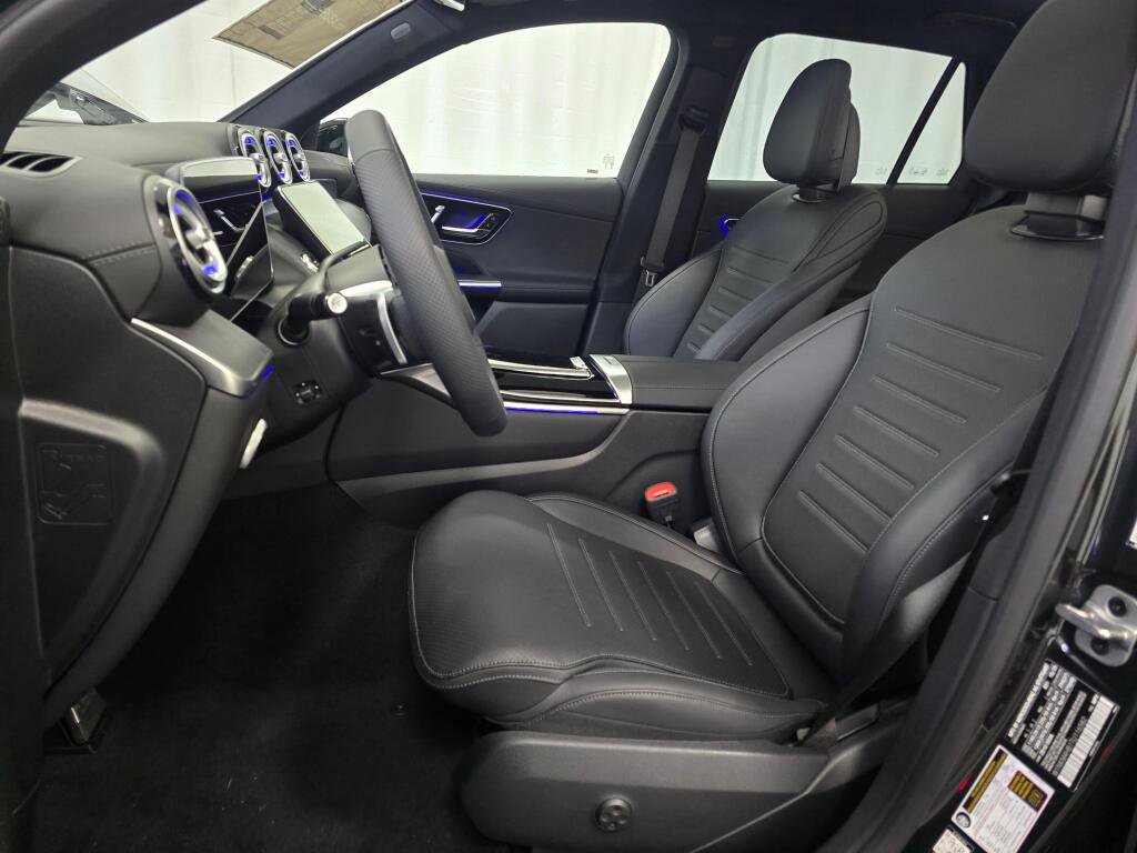 New 2026 Mercedes-Benz GLC 300 4MATIC image 13