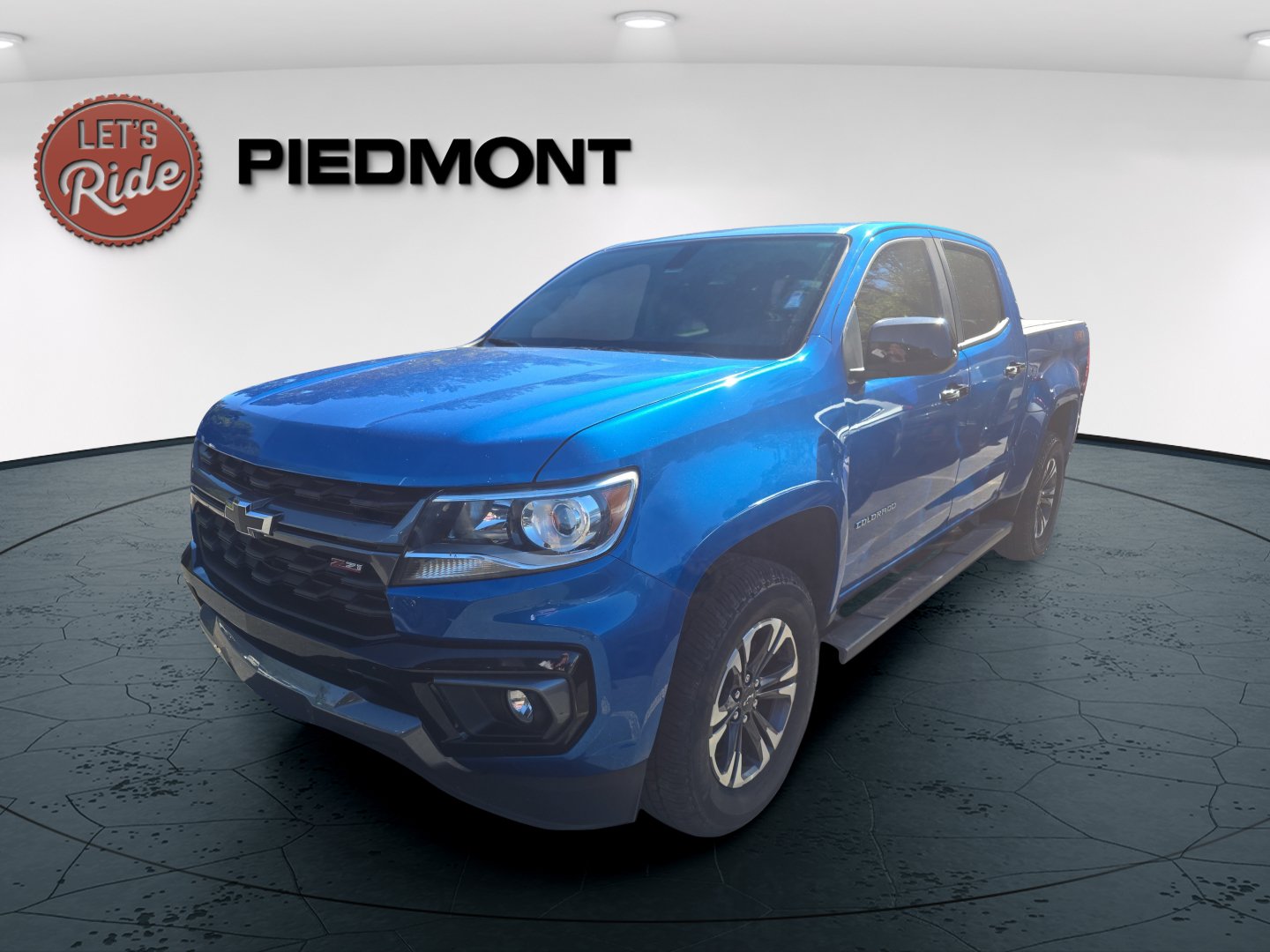Used 2022 Chevrolet Colorado Z71 AWD/4WD image 1