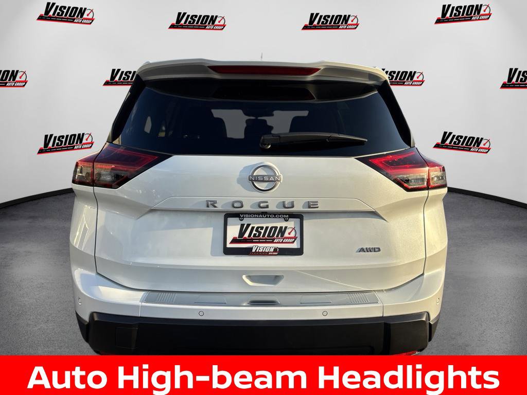 Certified 2026 Nissan Rogue SV AWD/4WD image 8