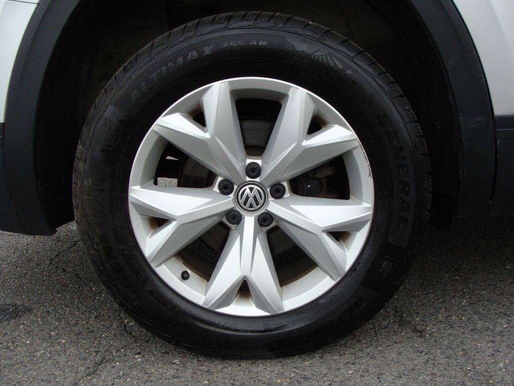 Used 2018 Volkswagen Atlas SE image 40