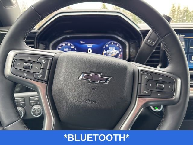 Used 2026 Chevrolet Silverado 1500 LT Trail Boss w/ LPO, Dark Essentials Package AWD/4WD image 11
