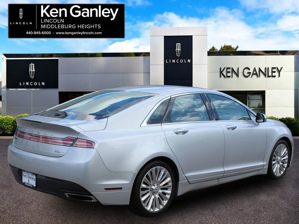 Used 2013 Lincoln MKZ FWD image 7