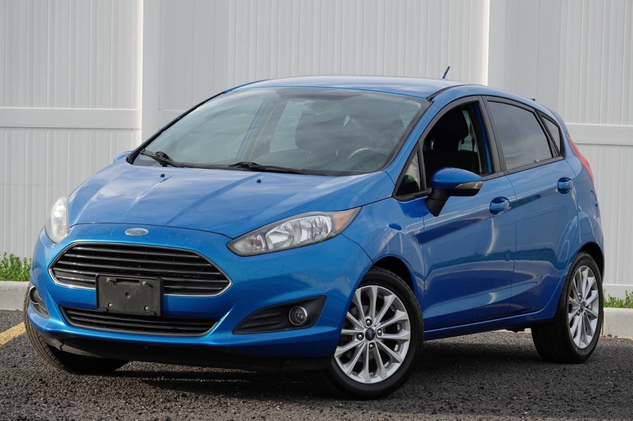 Used 2014 Ford Fiesta SE w/ Equipment Group 201A FWD image 1