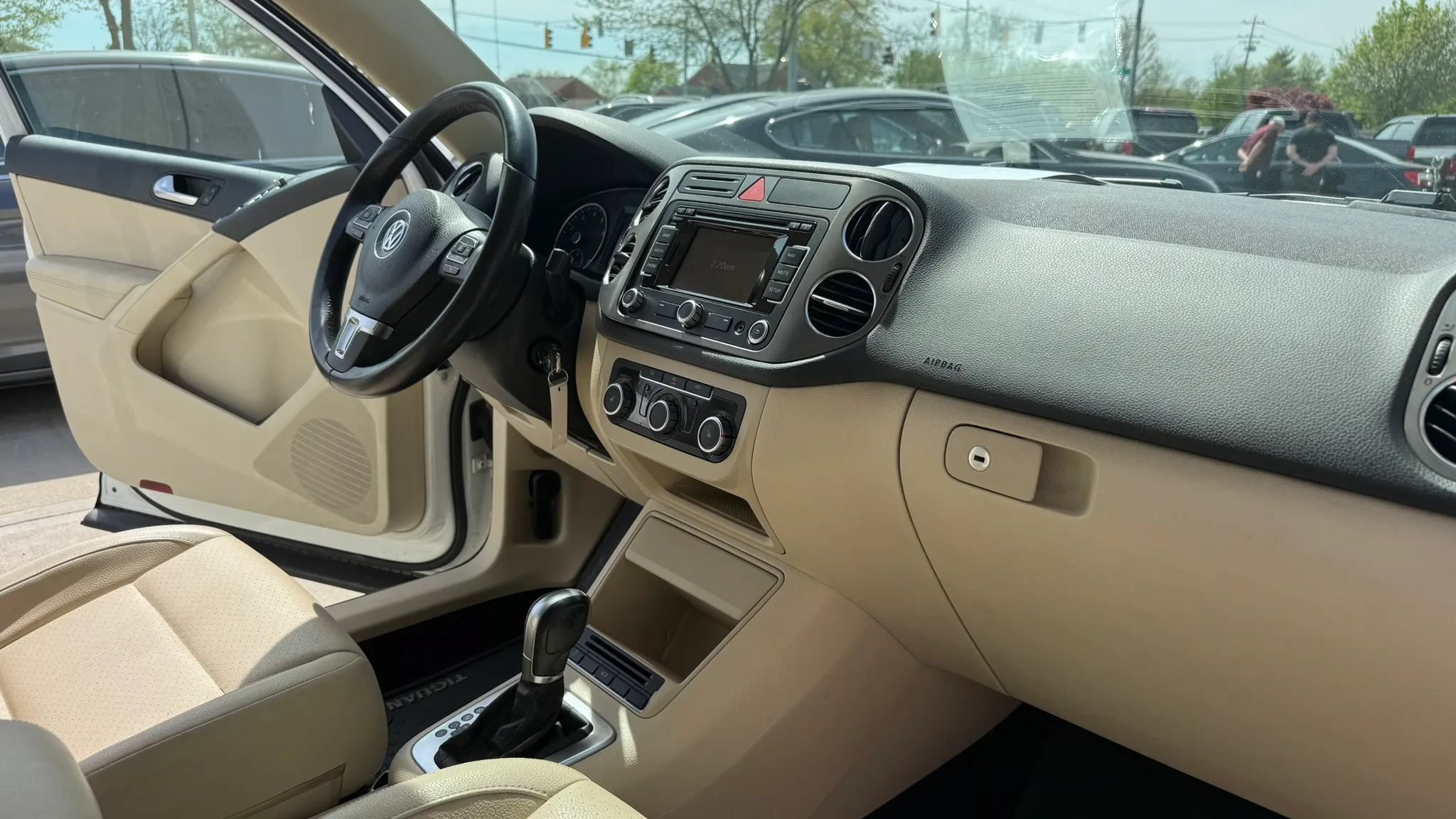 Used 2011 Volkswagen Tiguan S AWD/4WD image 14