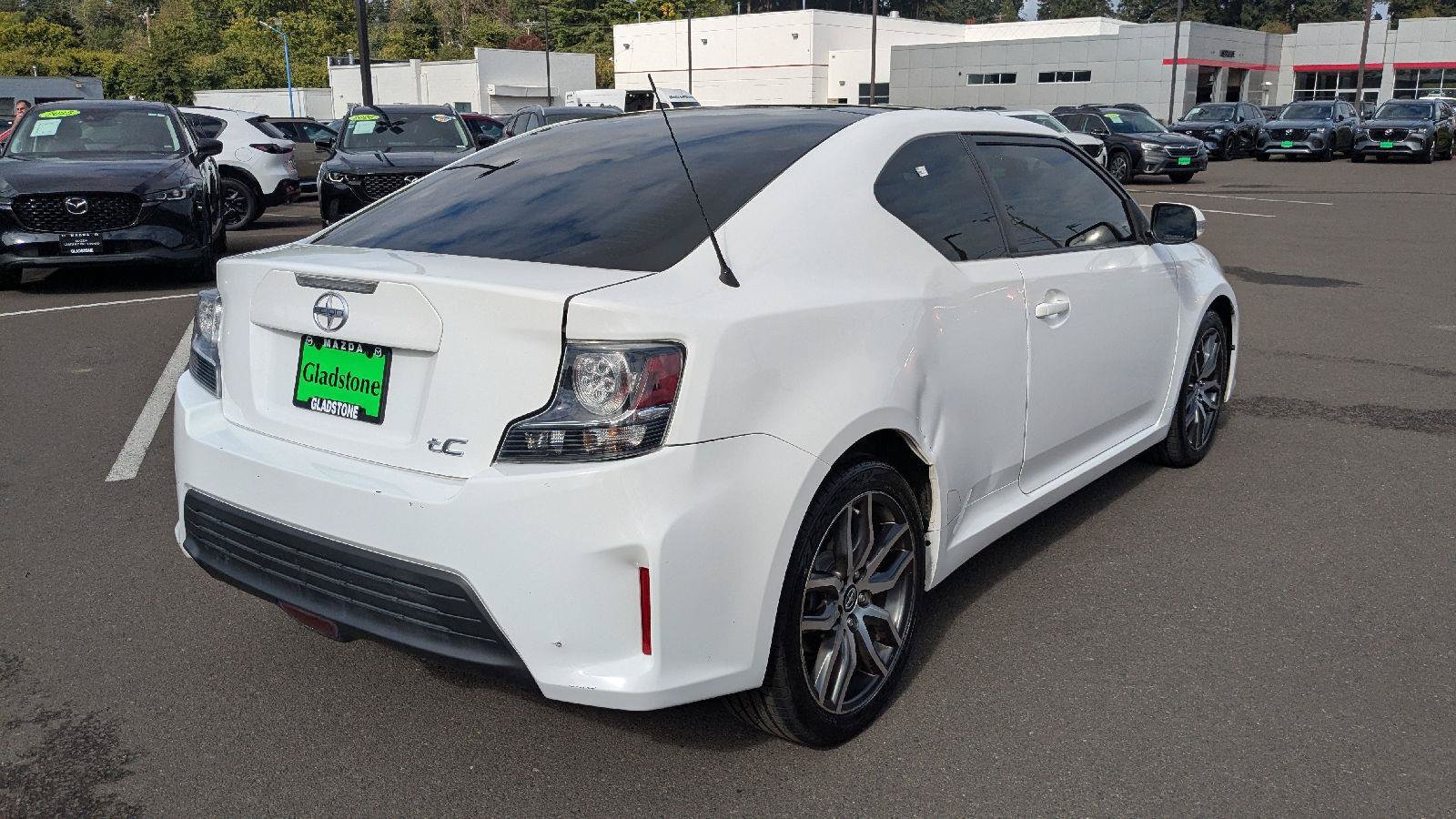 Used 2014 Scion tC FWD image 6