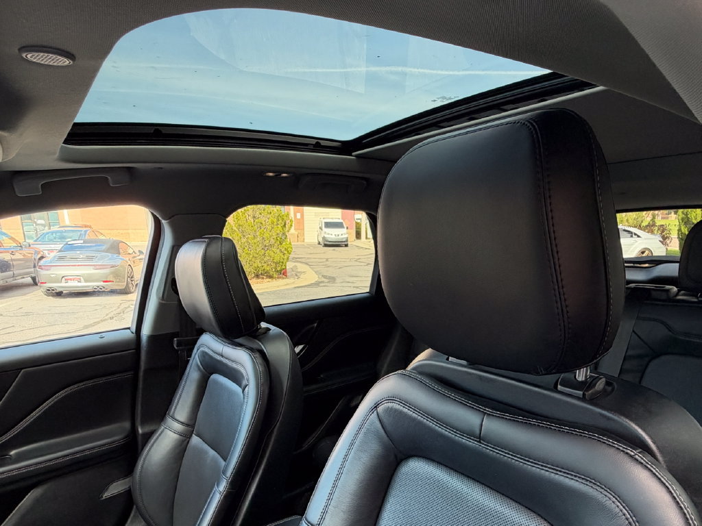 Used 2020 Lincoln Corsair Reserve w/ Elements Package AWD/4WD image 21