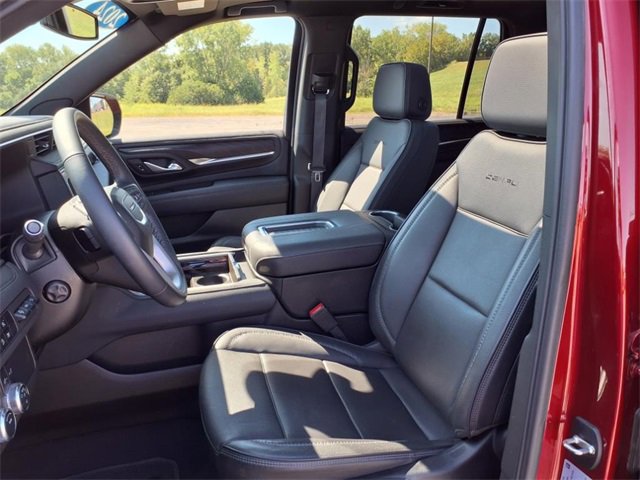 Used 2024 GMC Yukon Denali image 47