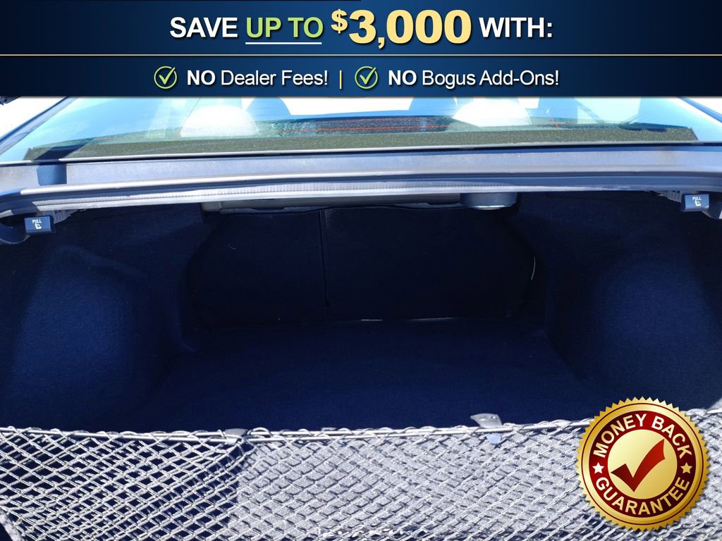 Used 2023 Hyundai Elantra Limited w/ Cargo Package image 23