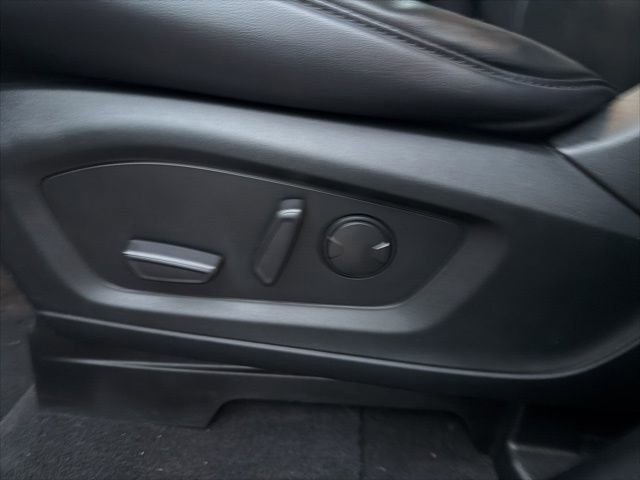 Used 2021 Ford Explorer XLT w/ Equipment Group 202A image 28