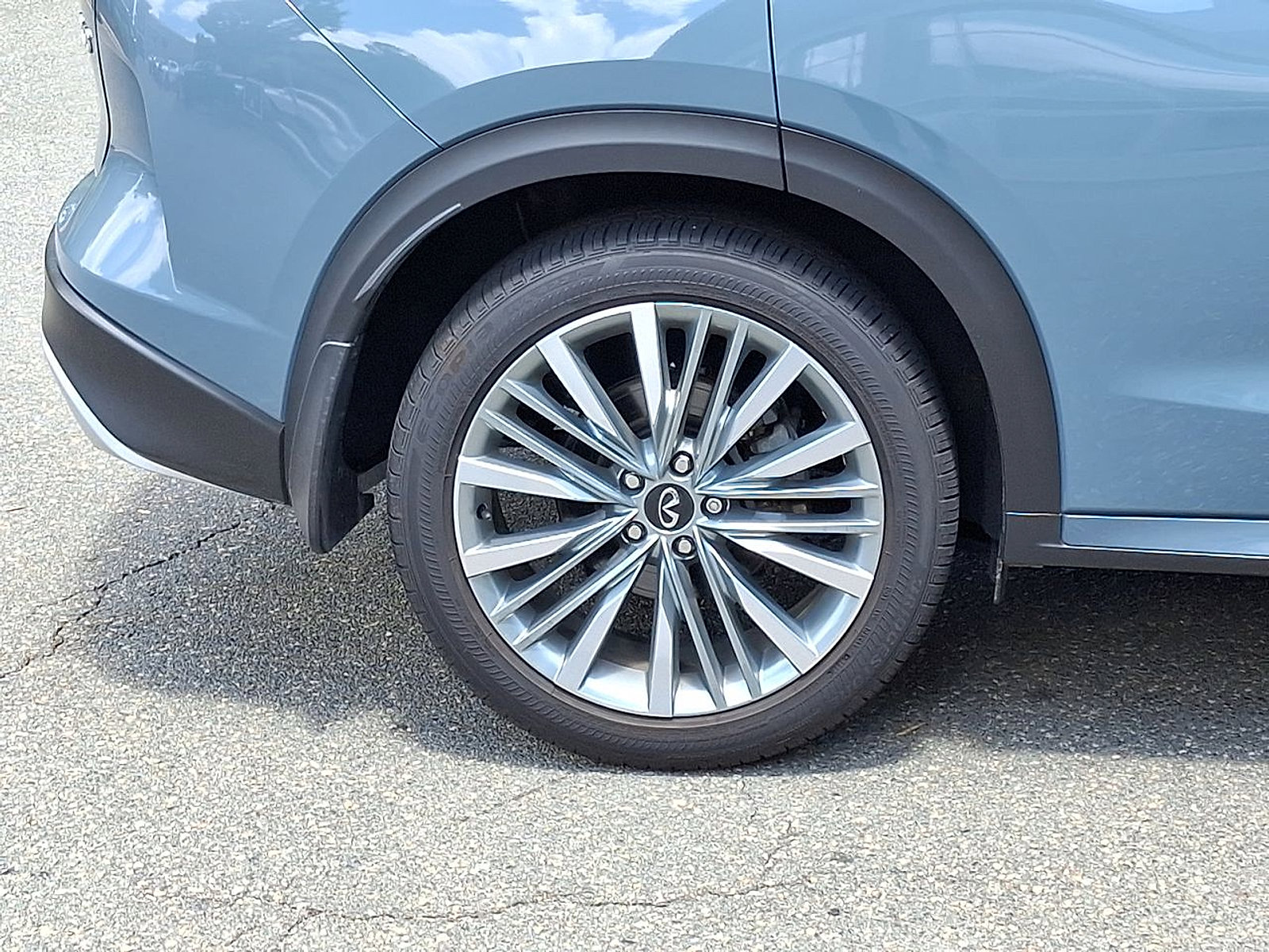 Used 2024 INFINITI QX50 Sensory image 27