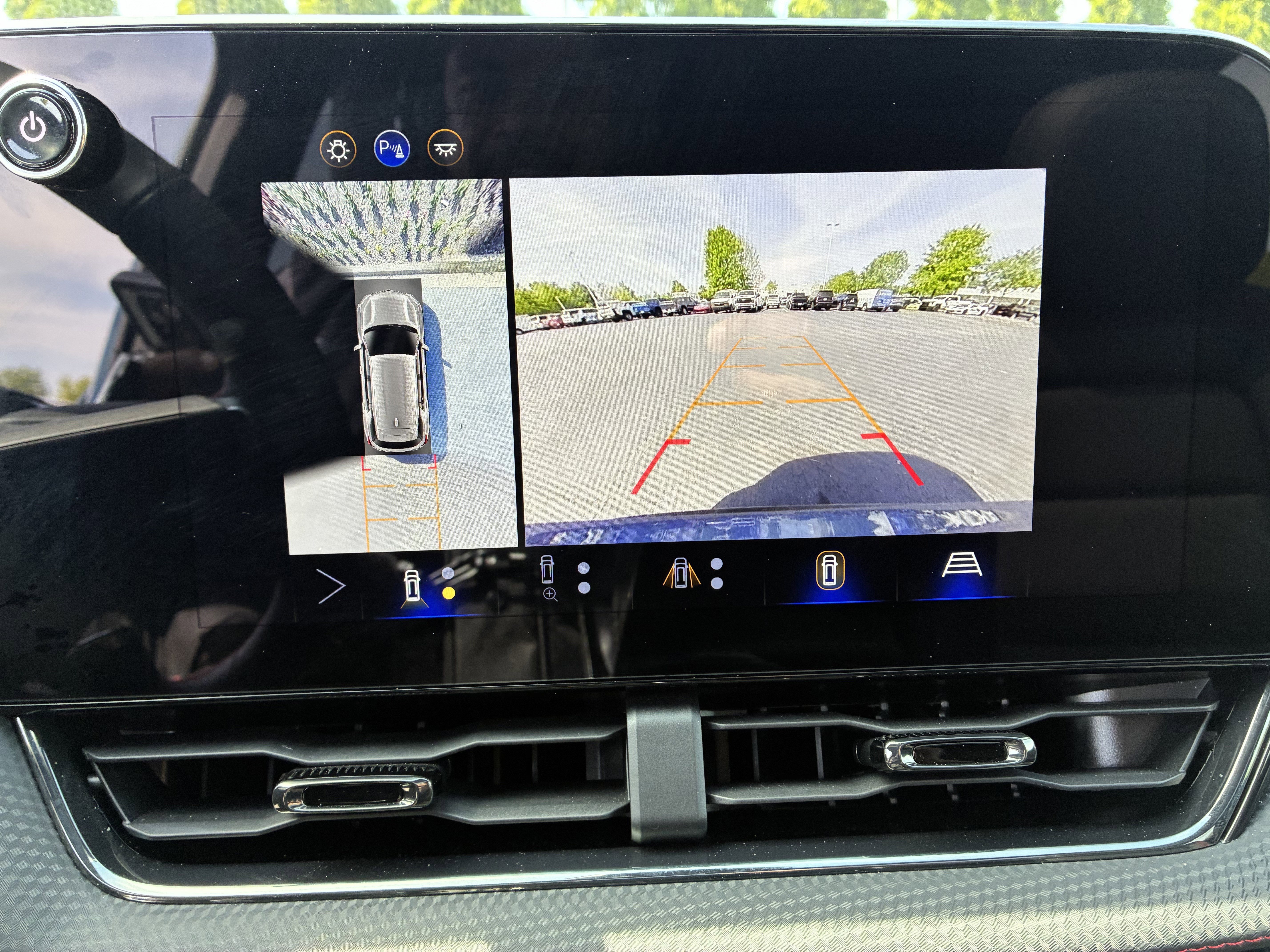 Used 2026 Chevrolet Equinox RS w/ Convenience Package III image 35