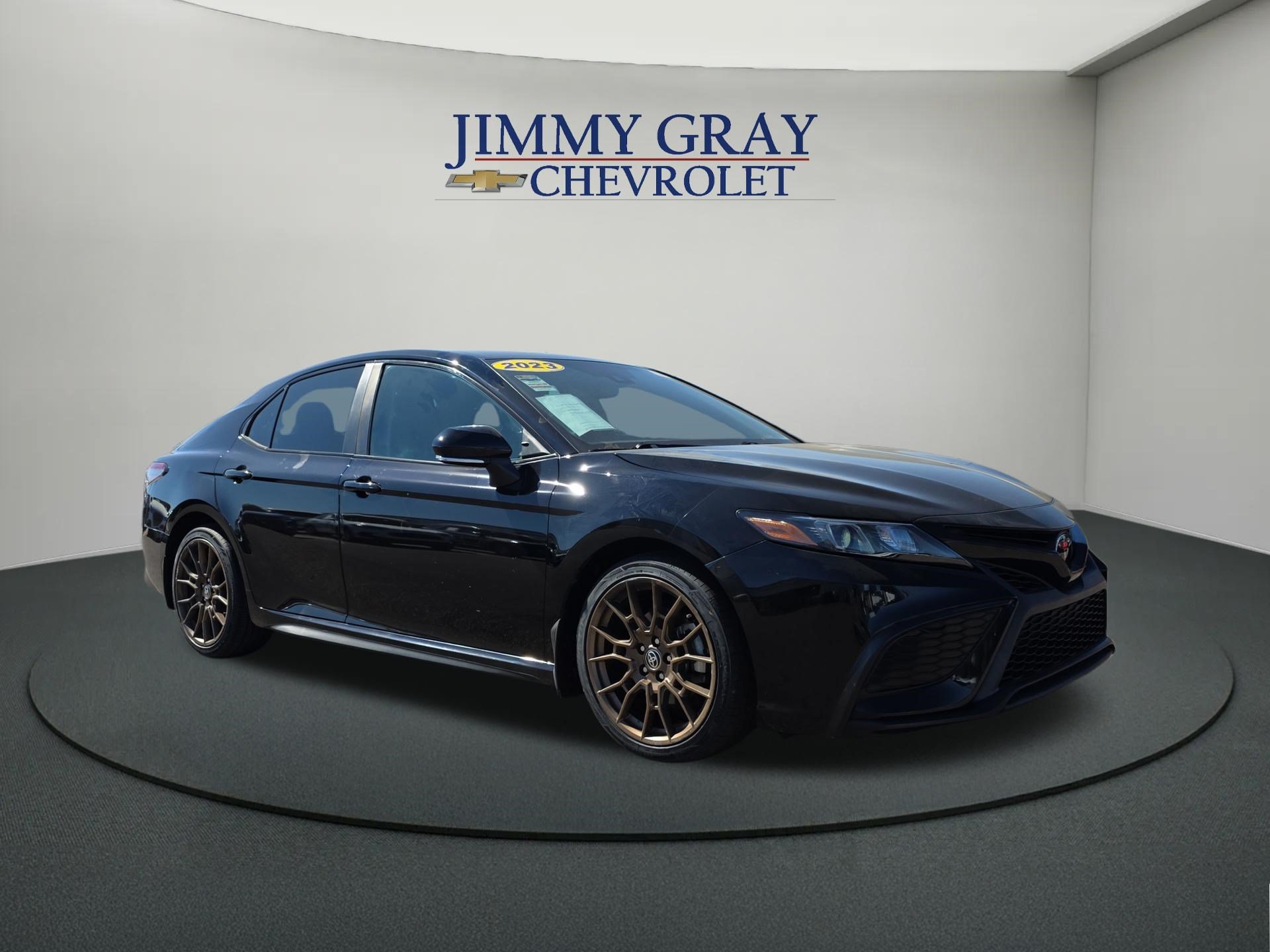 Used 2023 Toyota Camry SE w/ Convenience Package FWD image 7