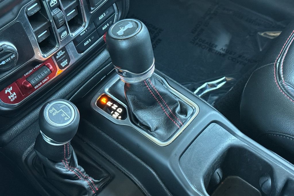 Used 2022 Jeep Wrangler Unlimited Rubicon w/ Xtreme Recon 35" Tire Package image 21