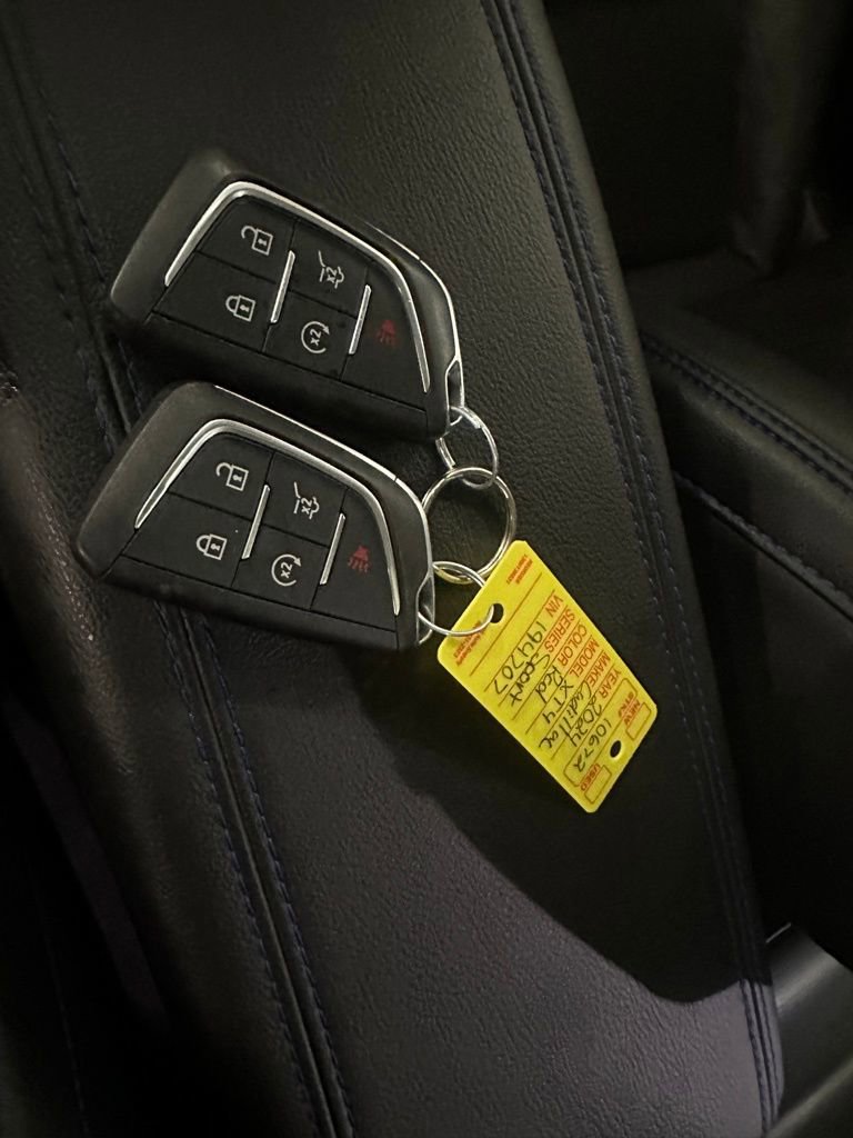 Used 2024 Cadillac XT4 Sport image 8