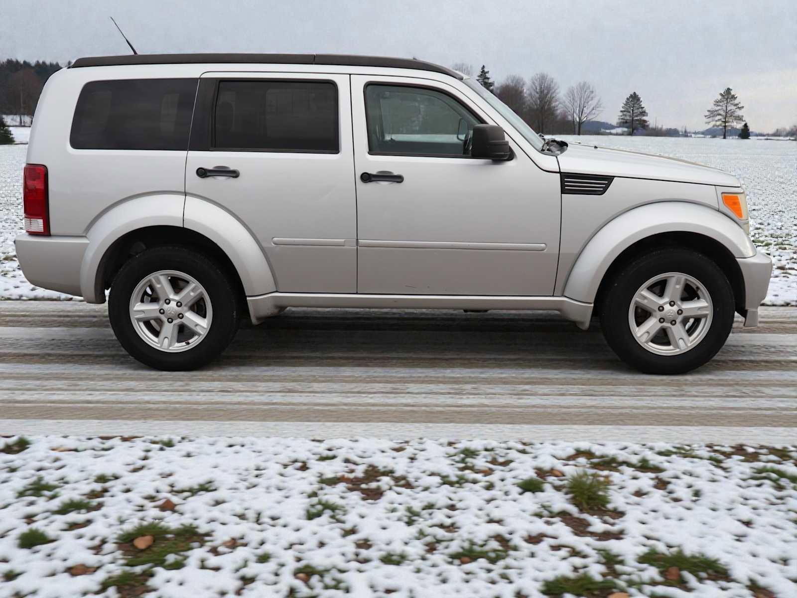 Used 2011 Dodge Nitro SXT image 7