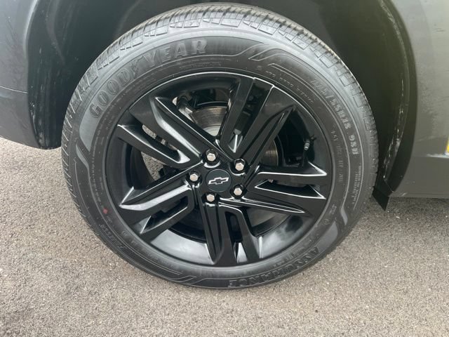 Used 2024 Chevrolet Trax ACTIV w/ Sunroof Package FWD image 35
