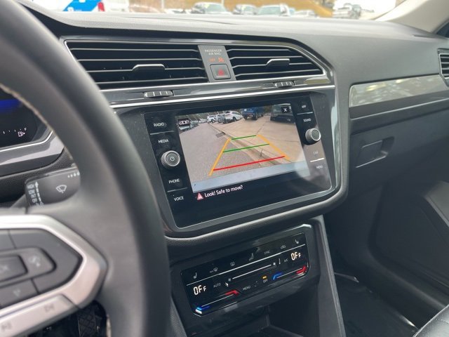 Used 2024 Volkswagen Tiguan SE image 24