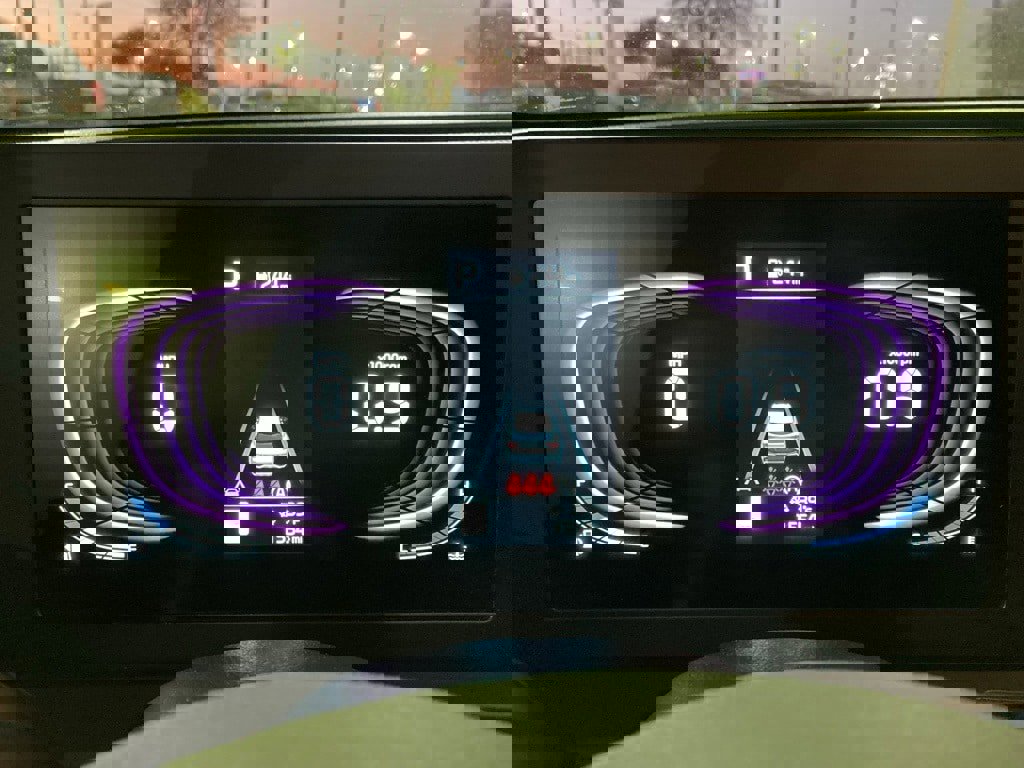 Used 2025 Kia Sportage LX image 14