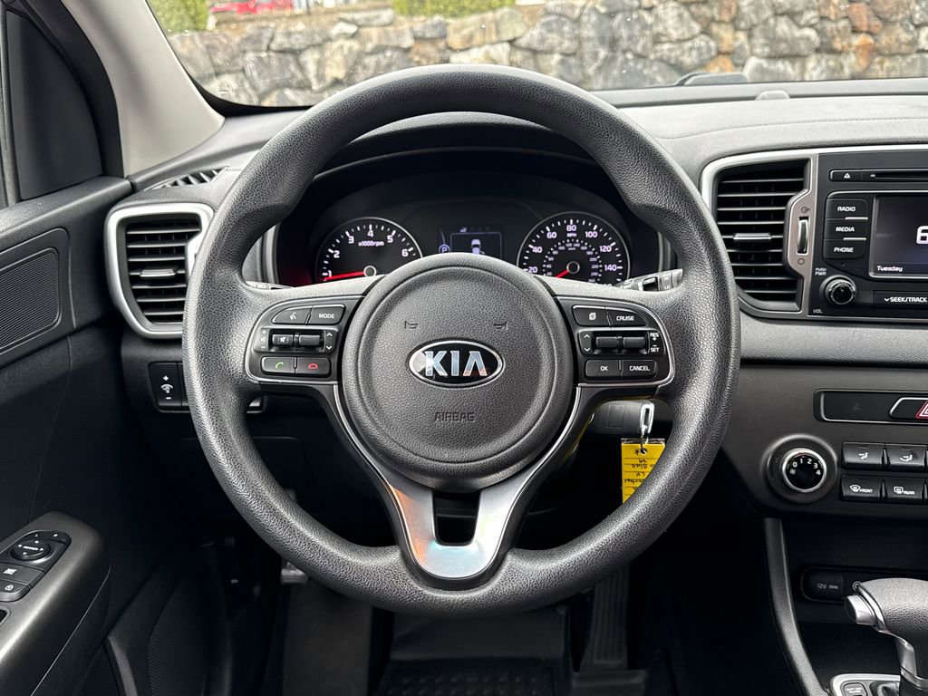 Used 2017 Kia Sportage LX image 11