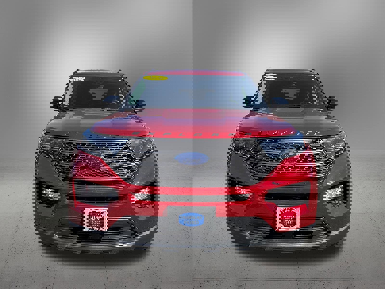 Used 2024 Ford Explorer XLT w/ Equipment Group 202A image 7