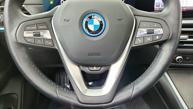 Used 2023 BMW i4 eDrive35 w/ Premium Package image 39