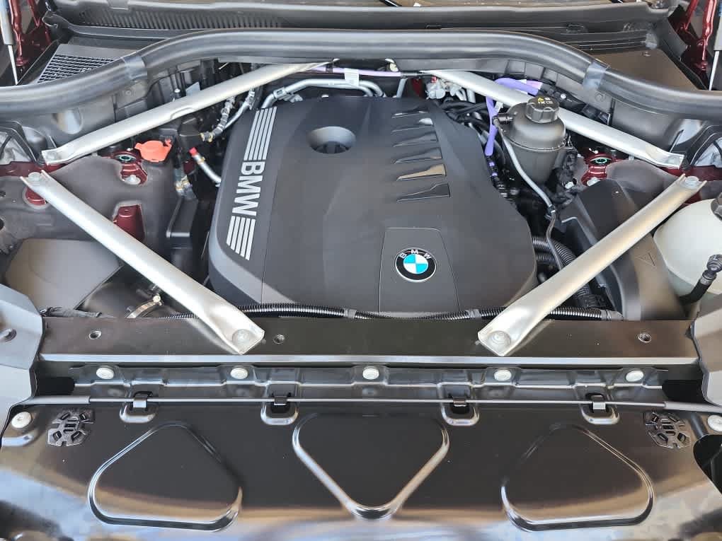 Used 2025 BMW X7 xDrive40i w/ Premium Package AWD/4WD image 46