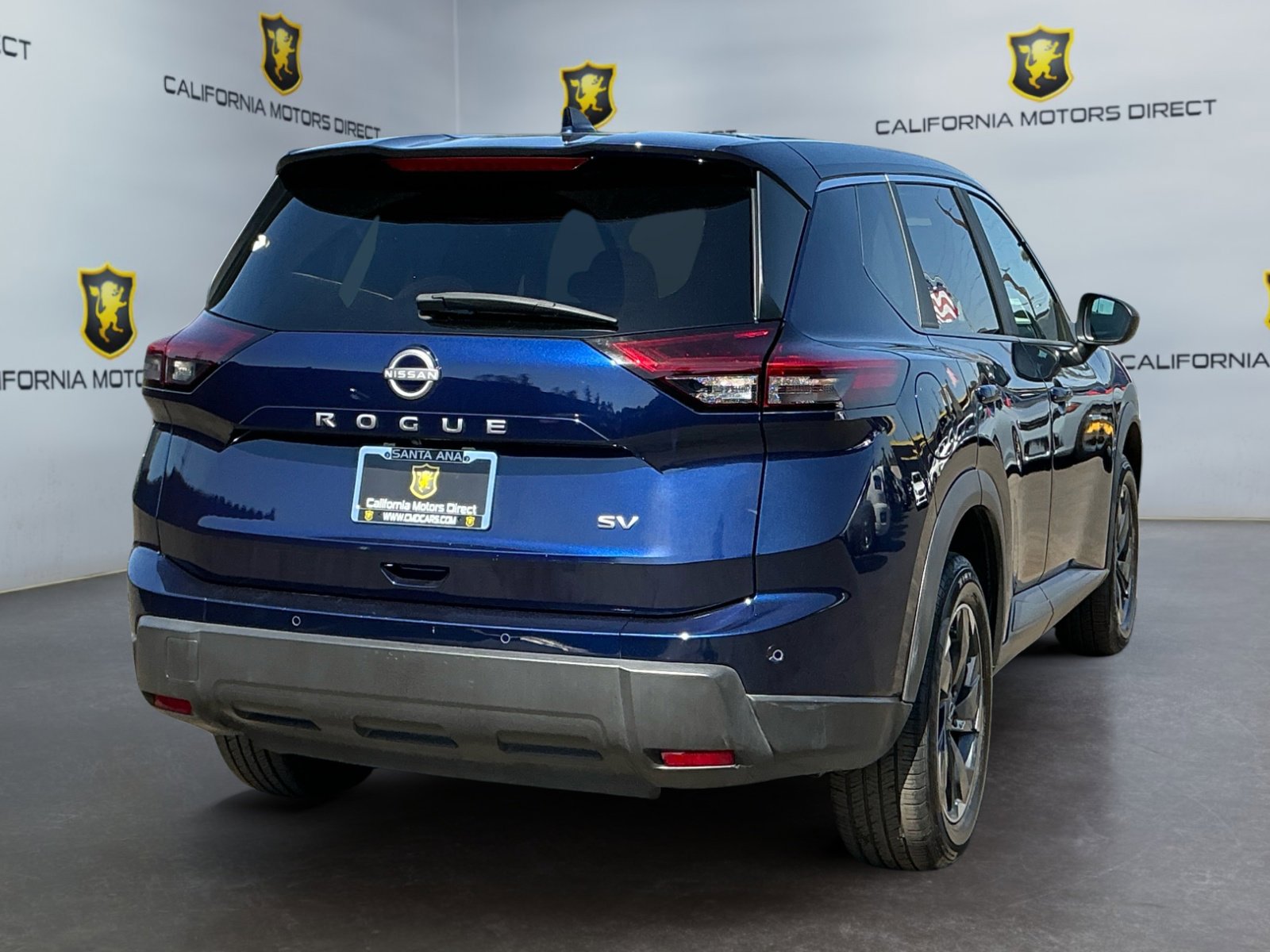 Used 2024 Nissan Rogue SV FWD image 5