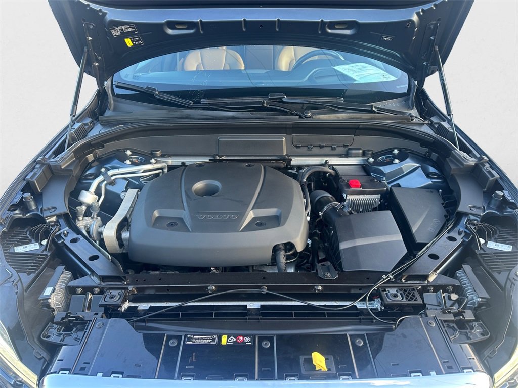 Used 2021 Volvo XC60 T5 Inscription w/ Advanced Package image 14